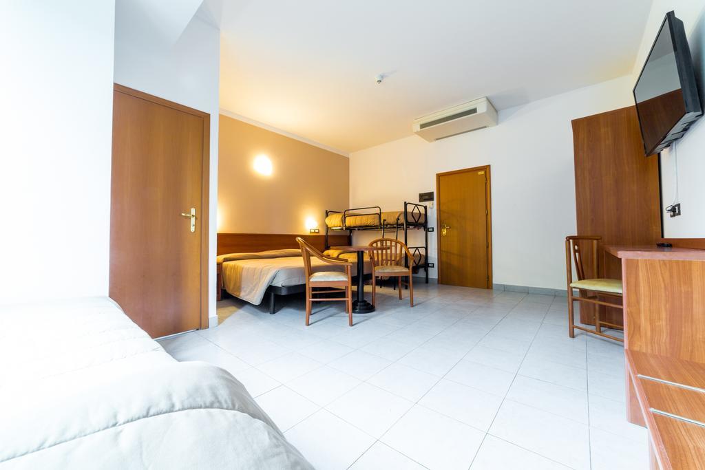 Meridiana Family & Nature Hotel Marina Romea Room photo